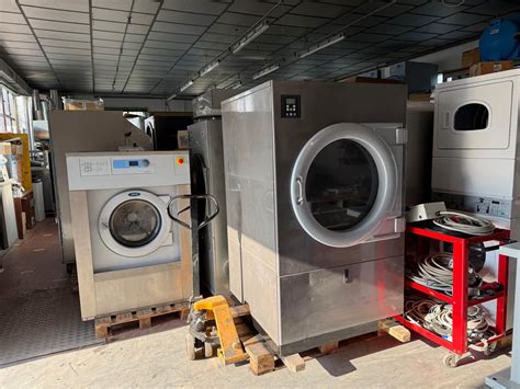 Macchinari per lavanderiaChi non si informa adeguatamente in anticipo corre il rischio di ricevere macchinari per lavanderia che non hanno la funzione desiderata o sono realizzati con materiali di qualità inferiore. Se volete un prodotto che soddisfi al meglio le vostre aspettative, dovreste provare un macchinari per lavanderia.
  <p>Per i prodotti si possono trovare test online e confronti tra i prodotti.  I confronti tra i prodotti possono aiutare a confrontare le diverse funzioni o proprietà dei diversi prodotti. Di seguito, spieghiamo perché la ricerca è importante e di cosa si dovrebbe essere consapevoli quando si acquista un articolo.
</p>

<h2>Acquisto di Macchinari per lavanderia - criteri importanti</h2>

<p>Una lista di controllo può aiutarti a evitare di dover cercare informazioni sui prodotti su decine di siti web. Di seguito è riportato un esempio di una lista di controllo che può aiutarvi a trovare il prodotto giusto. Importanti criteri di acquisto includono, ad esempio:
</p><ul>
<li>Opinioni dei clienti</li>
<li>Confronti dei prezzi</li>
<li>Dettagli del prodotto</li>
<li>Termini e condizioni di consegna</li>
<li>Domande dei clienti e risposte dei marchi</li>
</ul>
<h2>Qual è l
