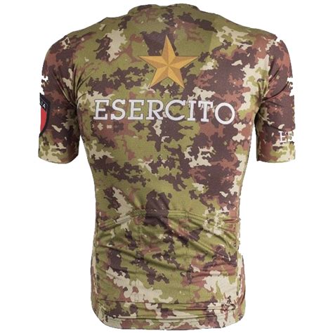 Maglia esercitoChi non si informa adeguatamente in anticipo corre il rischio di ricevere maglia esercito che non hanno la funzione desiderata o sono realizzati con materiali di qualità inferiore. Se volete un prodotto che soddisfi al meglio le vostre aspettative, dovreste provare un maglia esercito.
  <p>Per i prodotti si possono trovare test online e confronti tra i prodotti.  I confronti tra i prodotti possono aiutare a confrontare le diverse funzioni o proprietà dei diversi prodotti. Di seguito, spieghiamo perché la ricerca è importante e di cosa si dovrebbe essere consapevoli quando si acquista un articolo.
</p>

<h2>Acquisto di Maglia esercito - criteri importanti</h2>

<p>Una lista di controllo può aiutarti a evitare di dover cercare informazioni sui prodotti su decine di siti web. Di seguito è riportato un esempio di una lista di controllo che può aiutarvi a trovare il prodotto giusto. Importanti criteri di acquisto includono, ad esempio:
</p><ul>
<li>Opinioni dei clienti</li>
<li>Confronti dei prezzi</li>
<li>Dettagli del prodotto</li>
<li>Termini e condizioni di consegna</li>
<li>Domande dei clienti e risposte dei marchi</li>
</ul>
<h2>Qual è l