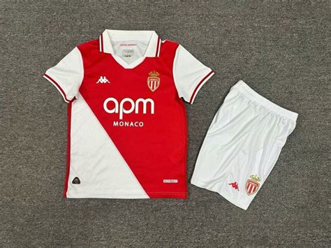 Maglia monacoChi non si informa adeguatamente in anticipo corre il rischio di ricevere maglia monaco che non hanno la funzione desiderata o sono realizzati con materiali di qualità inferiore. Se volete un prodotto che soddisfi al meglio le vostre aspettative, dovreste provare un maglia monaco.
  <p>Per i prodotti si possono trovare test online e confronti tra i prodotti.  I confronti tra i prodotti possono aiutare a confrontare le diverse funzioni o proprietà dei diversi prodotti. Di seguito, spieghiamo perché la ricerca è importante e di cosa si dovrebbe essere consapevoli quando si acquista un articolo.
</p>

<h2>Acquisto di Maglia monaco - criteri importanti</h2>

<p>Una lista di controllo può aiutarti a evitare di dover cercare informazioni sui prodotti su decine di siti web. Di seguito è riportato un esempio di una lista di controllo che può aiutarvi a trovare il prodotto giusto. Importanti criteri di acquisto includono, ad esempio:
</p><ul>
<li>Opinioni dei clienti</li>
<li>Confronti dei prezzi</li>
<li>Dettagli del prodotto</li>
<li>Termini e condizioni di consegna</li>
<li>Domande dei clienti e risposte dei marchi</li>
</ul>
<h2>Qual è l