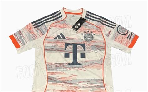 Maglie calcioChi non si informa adeguatamente in anticipo corre il rischio di ricevere maglie calcio che non hanno la funzione desiderata o sono realizzati con materiali di qualità inferiore. Se volete un prodotto che soddisfi al meglio le vostre aspettative, dovreste provare un maglie calcio.
  <p>Per i prodotti si possono trovare test online e confronti tra i prodotti.  I confronti tra i prodotti possono aiutare a confrontare le diverse funzioni o proprietà dei diversi prodotti. Di seguito, spieghiamo perché la ricerca è importante e di cosa si dovrebbe essere consapevoli quando si acquista un articolo.
</p>

<h2>Acquisto di Maglie calcio - criteri importanti</h2>

<p>Una lista di controllo può aiutarti a evitare di dover cercare informazioni sui prodotti su decine di siti web. Di seguito è riportato un esempio di una lista di controllo che può aiutarvi a trovare il prodotto giusto. Importanti criteri di acquisto includono, ad esempio:
</p><ul>
<li>Opinioni dei clienti</li>
<li>Confronti dei prezzi</li>
<li>Dettagli del prodotto</li>
<li>Termini e condizioni di consegna</li>
<li>Domande dei clienti e risposte dei marchi</li>
</ul>
<h2>Qual è l