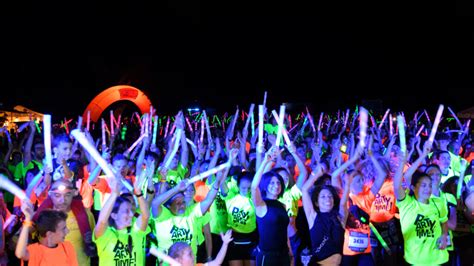 Magliette fluoChi non si informa adeguatamente in anticipo corre il rischio di ricevere magliette fluo che non hanno la funzione desiderata o sono realizzati con materiali di qualità inferiore. Se volete un prodotto che soddisfi al meglio le vostre aspettative, dovreste provare un magliette fluo.
  <p>Per i prodotti si possono trovare test online e confronti tra i prodotti.  I confronti tra i prodotti possono aiutare a confrontare le diverse funzioni o proprietà dei diversi prodotti. Di seguito, spieghiamo perché la ricerca è importante e di cosa si dovrebbe essere consapevoli quando si acquista un articolo.
</p>

<h2>Acquisto di Magliette fluo - criteri importanti</h2>

<p>Una lista di controllo può aiutarti a evitare di dover cercare informazioni sui prodotti su decine di siti web. Di seguito è riportato un esempio di una lista di controllo che può aiutarvi a trovare il prodotto giusto. Importanti criteri di acquisto includono, ad esempio:
</p><ul>
<li>Opinioni dei clienti</li>
<li>Confronti dei prezzi</li>
<li>Dettagli del prodotto</li>
<li>Termini e condizioni di consegna</li>
<li>Domande dei clienti e risposte dei marchi</li>
</ul>
<h2>Qual è l