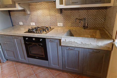 Marmo mobile cucinaChi non si informa adeguatamente in anticipo corre il rischio di ricevere marmo mobile cucina che non hanno la funzione desiderata o sono realizzati con materiali di qualità inferiore. Se volete un prodotto che soddisfi al meglio le vostre aspettative, dovreste provare un marmo mobile cucina.
  <p>Per i prodotti si possono trovare test online e confronti tra i prodotti.  I confronti tra i prodotti possono aiutare a confrontare le diverse funzioni o proprietà dei diversi prodotti. Di seguito, spieghiamo perché la ricerca è importante e di cosa si dovrebbe essere consapevoli quando si acquista un articolo.
</p>

<h2>Acquisto di Marmo mobile cucina - criteri importanti</h2>

<p>Una lista di controllo può aiutarti a evitare di dover cercare informazioni sui prodotti su decine di siti web. Di seguito è riportato un esempio di una lista di controllo che può aiutarvi a trovare il prodotto giusto. Importanti criteri di acquisto includono, ad esempio:
</p><ul>
<li>Opinioni dei clienti</li>
<li>Confronti dei prezzi</li>
<li>Dettagli del prodotto</li>
<li>Termini e condizioni di consegna</li>
<li>Domande dei clienti e risposte dei marchi</li>
</ul>
<h2>Qual è l
