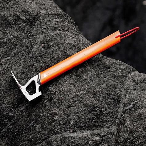 Martello arrampicataChi non si informa adeguatamente in anticipo corre il rischio di ricevere martello arrampicata che non hanno la funzione desiderata o sono realizzati con materiali di qualità inferiore. Se volete un prodotto che soddisfi al meglio le vostre aspettative, dovreste provare un martello arrampicata.
  <p>Per i prodotti si possono trovare test online e confronti tra i prodotti.  I confronti tra i prodotti possono aiutare a confrontare le diverse funzioni o proprietà dei diversi prodotti. Di seguito, spieghiamo perché la ricerca è importante e di cosa si dovrebbe essere consapevoli quando si acquista un articolo.
</p>

<h2>Acquisto di Martello arrampicata - criteri importanti</h2>

<p>Una lista di controllo può aiutarti a evitare di dover cercare informazioni sui prodotti su decine di siti web. Di seguito è riportato un esempio di una lista di controllo che può aiutarvi a trovare il prodotto giusto. Importanti criteri di acquisto includono, ad esempio:
</p><ul>
<li>Opinioni dei clienti</li>
<li>Confronti dei prezzi</li>
<li>Dettagli del prodotto</li>
<li>Termini e condizioni di consegna</li>
<li>Domande dei clienti e risposte dei marchi</li>
</ul>
<h2>Qual è l