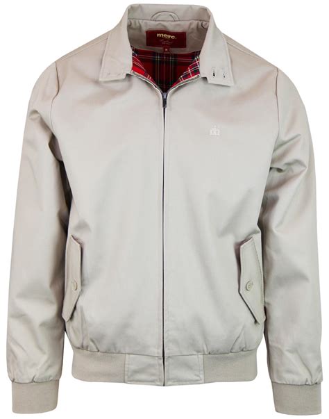 Merc harringtonChi non si informa adeguatamente in anticipo corre il rischio di ricevere merc harrington che non hanno la funzione desiderata o sono realizzati con materiali di qualità inferiore. Se volete un prodotto che soddisfi al meglio le vostre aspettative, dovreste provare un merc harrington.
  <p>Per i prodotti si possono trovare test online e confronti tra i prodotti.  I confronti tra i prodotti possono aiutare a confrontare le diverse funzioni o proprietà dei diversi prodotti. Di seguito, spieghiamo perché la ricerca è importante e di cosa si dovrebbe essere consapevoli quando si acquista un articolo.
</p>

<h2>Acquisto di Merc harrington - criteri importanti</h2>

<p>Una lista di controllo può aiutarti a evitare di dover cercare informazioni sui prodotti su decine di siti web. Di seguito è riportato un esempio di una lista di controllo che può aiutarvi a trovare il prodotto giusto. Importanti criteri di acquisto includono, ad esempio:
</p><ul>
<li>Opinioni dei clienti</li>
<li>Confronti dei prezzi</li>
<li>Dettagli del prodotto</li>
<li>Termini e condizioni di consegna</li>
<li>Domande dei clienti e risposte dei marchi</li>
</ul>
<h2>Qual è l