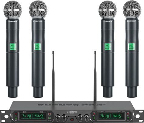 Microfoni wirelessChi non si informa adeguatamente in anticipo corre il rischio di ricevere microfoni wireless che non hanno la funzione desiderata o sono realizzati con materiali di qualità inferiore. Se volete un prodotto che soddisfi al meglio le vostre aspettative, dovreste provare un microfoni wireless.
  <p>Per i prodotti si possono trovare test online e confronti tra i prodotti.  I confronti tra i prodotti possono aiutare a confrontare le diverse funzioni o proprietà dei diversi prodotti. Di seguito, spieghiamo perché la ricerca è importante e di cosa si dovrebbe essere consapevoli quando si acquista un articolo.
</p>

<h2>Acquisto di Microfoni wireless - criteri importanti</h2>

<p>Una lista di controllo può aiutarti a evitare di dover cercare informazioni sui prodotti su decine di siti web. Di seguito è riportato un esempio di una lista di controllo che può aiutarvi a trovare il prodotto giusto. Importanti criteri di acquisto includono, ad esempio:
</p><ul>
<li>Opinioni dei clienti</li>
<li>Confronti dei prezzi</li>
<li>Dettagli del prodotto</li>
<li>Termini e condizioni di consegna</li>
<li>Domande dei clienti e risposte dei marchi</li>
</ul>
<h2>Qual è l