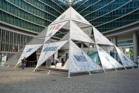 Mobile piramideChi non si informa adeguatamente in anticipo corre il rischio di ricevere mobile piramide che non hanno la funzione desiderata o sono realizzati con materiali di qualità inferiore. Se volete un prodotto che soddisfi al meglio le vostre aspettative, dovreste provare un mobile piramide.
  <p>Per i prodotti si possono trovare test online e confronti tra i prodotti.  I confronti tra i prodotti possono aiutare a confrontare le diverse funzioni o proprietà dei diversi prodotti. Di seguito, spieghiamo perché la ricerca è importante e di cosa si dovrebbe essere consapevoli quando si acquista un articolo.
</p>

<h2>Acquisto di Mobile piramide - criteri importanti</h2>

<p>Una lista di controllo può aiutarti a evitare di dover cercare informazioni sui prodotti su decine di siti web. Di seguito è riportato un esempio di una lista di controllo che può aiutarvi a trovare il prodotto giusto. Importanti criteri di acquisto includono, ad esempio:
</p><ul>
<li>Opinioni dei clienti</li>
<li>Confronti dei prezzi</li>
<li>Dettagli del prodotto</li>
<li>Termini e condizioni di consegna</li>
<li>Domande dei clienti e risposte dei marchi</li>
</ul>
<h2>Qual è l