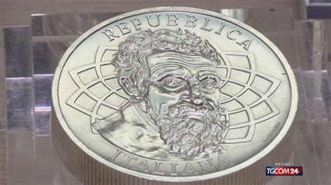 Monete guerraChi non si informa adeguatamente in anticipo corre il rischio di ricevere monete guerra che non hanno la funzione desiderata o sono realizzati con materiali di qualità inferiore. Se volete un prodotto che soddisfi al meglio le vostre aspettative, dovreste provare un monete guerra.
  <p>Per i prodotti si possono trovare test online e confronti tra i prodotti.  I confronti tra i prodotti possono aiutare a confrontare le diverse funzioni o proprietà dei diversi prodotti. Di seguito, spieghiamo perché la ricerca è importante e di cosa si dovrebbe essere consapevoli quando si acquista un articolo.
</p>

<h2>Acquisto di Monete guerra - criteri importanti</h2>

<p>Una lista di controllo può aiutarti a evitare di dover cercare informazioni sui prodotti su decine di siti web. Di seguito è riportato un esempio di una lista di controllo che può aiutarvi a trovare il prodotto giusto. Importanti criteri di acquisto includono, ad esempio:
</p><ul>
<li>Opinioni dei clienti</li>
<li>Confronti dei prezzi</li>
<li>Dettagli del prodotto</li>
<li>Termini e condizioni di consegna</li>
<li>Domande dei clienti e risposte dei marchi</li>
</ul>
<h2>Qual è l