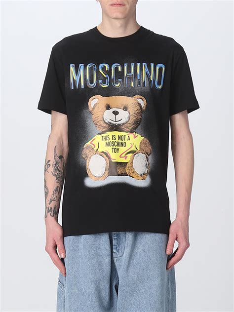Moschino coutureChi non si informa adeguatamente in anticipo corre il rischio di ricevere moschino couture che non hanno la funzione desiderata o sono realizzati con materiali di qualità inferiore. Se volete un prodotto che soddisfi al meglio le vostre aspettative, dovreste provare un moschino couture.
  <p>Per i prodotti si possono trovare test online e confronti tra i prodotti.  I confronti tra i prodotti possono aiutare a confrontare le diverse funzioni o proprietà dei diversi prodotti. Di seguito, spieghiamo perché la ricerca è importante e di cosa si dovrebbe essere consapevoli quando si acquista un articolo.
</p>

<h2>Acquisto di Moschino couture - criteri importanti</h2>

<p>Una lista di controllo può aiutarti a evitare di dover cercare informazioni sui prodotti su decine di siti web. Di seguito è riportato un esempio di una lista di controllo che può aiutarvi a trovare il prodotto giusto. Importanti criteri di acquisto includono, ad esempio:
</p><ul>
<li>Opinioni dei clienti</li>
<li>Confronti dei prezzi</li>
<li>Dettagli del prodotto</li>
<li>Termini e condizioni di consegna</li>
<li>Domande dei clienti e risposte dei marchi</li>
</ul>
<h2>Qual è l