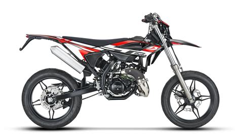 Motard 50Chi non si informa adeguatamente in anticipo corre il rischio di ricevere motard 50 che non hanno la funzione desiderata o sono realizzati con materiali di qualità inferiore. Se volete un prodotto che soddisfi al meglio le vostre aspettative, dovreste provare un motard 50.
  <p>Per i prodotti si possono trovare test online e confronti tra i prodotti.  I confronti tra i prodotti possono aiutare a confrontare le diverse funzioni o proprietà dei diversi prodotti. Di seguito, spieghiamo perché la ricerca è importante e di cosa si dovrebbe essere consapevoli quando si acquista un articolo.
</p>

<h2>Acquisto di Motard 50 - criteri importanti</h2>

<p>Una lista di controllo può aiutarti a evitare di dover cercare informazioni sui prodotti su decine di siti web. Di seguito è riportato un esempio di una lista di controllo che può aiutarvi a trovare il prodotto giusto. Importanti criteri di acquisto includono, ad esempio:
</p><ul>
<li>Opinioni dei clienti</li>
<li>Confronti dei prezzi</li>
<li>Dettagli del prodotto</li>
<li>Termini e condizioni di consegna</li>
<li>Domande dei clienti e risposte dei marchi</li>
</ul>
<h2>Qual è l