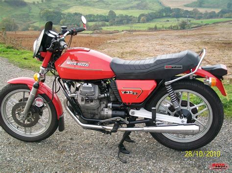 Moto guzzi v 35Chi non si informa adeguatamente in anticipo corre il rischio di ricevere moto guzzi v 35 che non hanno la funzione desiderata o sono realizzati con materiali di qualità inferiore. Se volete un prodotto che soddisfi al meglio le vostre aspettative, dovreste provare un moto guzzi v 35.
  <p>Per i prodotti si possono trovare test online e confronti tra i prodotti.  I confronti tra i prodotti possono aiutare a confrontare le diverse funzioni o proprietà dei diversi prodotti. Di seguito, spieghiamo perché la ricerca è importante e di cosa si dovrebbe essere consapevoli quando si acquista un articolo.
</p>

<h2>Acquisto di Moto guzzi v 35 - criteri importanti</h2>

<p>Una lista di controllo può aiutarti a evitare di dover cercare informazioni sui prodotti su decine di siti web. Di seguito è riportato un esempio di una lista di controllo che può aiutarvi a trovare il prodotto giusto. Importanti criteri di acquisto includono, ad esempio:
</p><ul>
<li>Opinioni dei clienti</li>
<li>Confronti dei prezzi</li>
<li>Dettagli del prodotto</li>
<li>Termini e condizioni di consegna</li>
<li>Domande dei clienti e risposte dei marchi</li>
</ul>
<h2>Qual è l