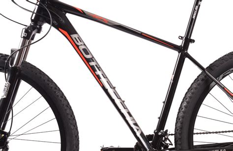 Mtb 29 bottecchiaChi non si informa adeguatamente in anticipo corre il rischio di ricevere mtb 29 bottecchia che non hanno la funzione desiderata o sono realizzati con materiali di qualità inferiore. Se volete un prodotto che soddisfi al meglio le vostre aspettative, dovreste provare un mtb 29 bottecchia.
  <p>Per i prodotti si possono trovare test online e confronti tra i prodotti.  I confronti tra i prodotti possono aiutare a confrontare le diverse funzioni o proprietà dei diversi prodotti. Di seguito, spieghiamo perché la ricerca è importante e di cosa si dovrebbe essere consapevoli quando si acquista un articolo.
</p>

<h2>Acquisto di Mtb 29 bottecchia - criteri importanti</h2>

<p>Una lista di controllo può aiutarti a evitare di dover cercare informazioni sui prodotti su decine di siti web. Di seguito è riportato un esempio di una lista di controllo che può aiutarvi a trovare il prodotto giusto. Importanti criteri di acquisto includono, ad esempio:
</p><ul>
<li>Opinioni dei clienti</li>
<li>Confronti dei prezzi</li>
<li>Dettagli del prodotto</li>
<li>Termini e condizioni di consegna</li>
<li>Domande dei clienti e risposte dei marchi</li>
</ul>
<h2>Qual è l