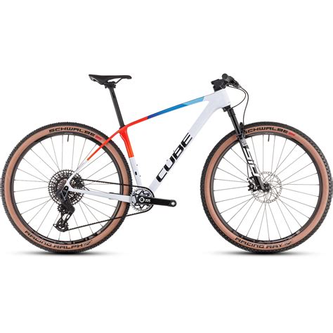 Mtb 29 carbonioChi non si informa adeguatamente in anticipo corre il rischio di ricevere mtb 29 carbonio che non hanno la funzione desiderata o sono realizzati con materiali di qualità inferiore. Se volete un prodotto che soddisfi al meglio le vostre aspettative, dovreste provare un mtb 29 carbonio.
  <p>Per i prodotti si possono trovare test online e confronti tra i prodotti.  I confronti tra i prodotti possono aiutare a confrontare le diverse funzioni o proprietà dei diversi prodotti. Di seguito, spieghiamo perché la ricerca è importante e di cosa si dovrebbe essere consapevoli quando si acquista un articolo.
</p>

<h2>Acquisto di Mtb 29 carbonio - criteri importanti</h2>

<p>Una lista di controllo può aiutarti a evitare di dover cercare informazioni sui prodotti su decine di siti web. Di seguito è riportato un esempio di una lista di controllo che può aiutarvi a trovare il prodotto giusto. Importanti criteri di acquisto includono, ad esempio:
</p><ul>
<li>Opinioni dei clienti</li>
<li>Confronti dei prezzi</li>
<li>Dettagli del prodotto</li>
<li>Termini e condizioni di consegna</li>
<li>Domande dei clienti e risposte dei marchi</li>
</ul>
<h2>Qual è l