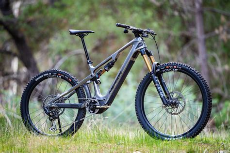 Mtb meridaChi non si informa adeguatamente in anticipo corre il rischio di ricevere mtb merida che non hanno la funzione desiderata o sono realizzati con materiali di qualità inferiore. Se volete un prodotto che soddisfi al meglio le vostre aspettative, dovreste provare un mtb merida.
  <p>Per i prodotti si possono trovare test online e confronti tra i prodotti.  I confronti tra i prodotti possono aiutare a confrontare le diverse funzioni o proprietà dei diversi prodotti. Di seguito, spieghiamo perché la ricerca è importante e di cosa si dovrebbe essere consapevoli quando si acquista un articolo.
</p>

<h2>Acquisto di Mtb merida - criteri importanti</h2>

<p>Una lista di controllo può aiutarti a evitare di dover cercare informazioni sui prodotti su decine di siti web. Di seguito è riportato un esempio di una lista di controllo che può aiutarvi a trovare il prodotto giusto. Importanti criteri di acquisto includono, ad esempio:
</p><ul>
<li>Opinioni dei clienti</li>
<li>Confronti dei prezzi</li>
<li>Dettagli del prodotto</li>
<li>Termini e condizioni di consegna</li>
<li>Domande dei clienti e risposte dei marchi</li>
</ul>
<h2>Qual è l