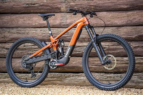 Mtb mountain bikeChi non si informa adeguatamente in anticipo corre il rischio di ricevere mtb mountain bike che non hanno la funzione desiderata o sono realizzati con materiali di qualità inferiore. Se volete un prodotto che soddisfi al meglio le vostre aspettative, dovreste provare un mtb mountain bike.
  <p>Per i prodotti si possono trovare test online e confronti tra i prodotti.  I confronti tra i prodotti possono aiutare a confrontare le diverse funzioni o proprietà dei diversi prodotti. Di seguito, spieghiamo perché la ricerca è importante e di cosa si dovrebbe essere consapevoli quando si acquista un articolo.
</p>

<h2>Acquisto di Mtb mountain bike - criteri importanti</h2>

<p>Una lista di controllo può aiutarti a evitare di dover cercare informazioni sui prodotti su decine di siti web. Di seguito è riportato un esempio di una lista di controllo che può aiutarvi a trovare il prodotto giusto. Importanti criteri di acquisto includono, ad esempio:
</p><ul>
<li>Opinioni dei clienti</li>
<li>Confronti dei prezzi</li>
<li>Dettagli del prodotto</li>
<li>Termini e condizioni di consegna</li>
<li>Domande dei clienti e risposte dei marchi</li>
</ul>
<h2>Qual è l