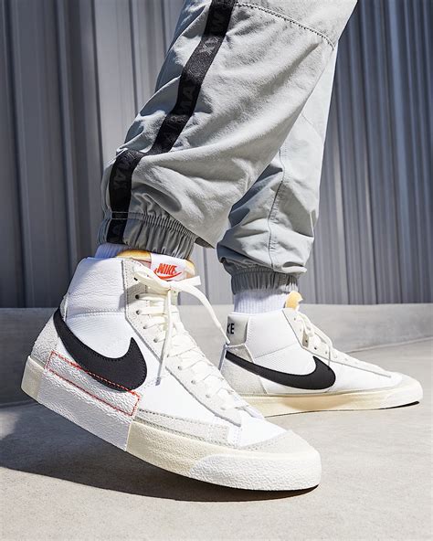 Nike blazer 44Chi non si informa adeguatamente in anticipo corre il rischio di ricevere nike blazer 44 che non hanno la funzione desiderata o sono realizzati con materiali di qualità inferiore. Se volete un prodotto che soddisfi al meglio le vostre aspettative, dovreste provare un nike blazer 44.
  <p>Per i prodotti si possono trovare test online e confronti tra i prodotti.  I confronti tra i prodotti possono aiutare a confrontare le diverse funzioni o proprietà dei diversi prodotti. Di seguito, spieghiamo perché la ricerca è importante e di cosa si dovrebbe essere consapevoli quando si acquista un articolo.
</p>

<h2>Acquisto di Nike blazer 44 - criteri importanti</h2>

<p>Una lista di controllo può aiutarti a evitare di dover cercare informazioni sui prodotti su decine di siti web. Di seguito è riportato un esempio di una lista di controllo che può aiutarvi a trovare il prodotto giusto. Importanti criteri di acquisto includono, ad esempio:
</p><ul>
<li>Opinioni dei clienti</li>
<li>Confronti dei prezzi</li>
<li>Dettagli del prodotto</li>
<li>Termini e condizioni di consegna</li>
<li>Domande dei clienti e risposte dei marchi</li>
</ul>
<h2>Qual è l