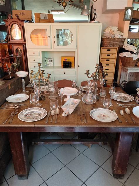 Oggettistica vintageChi non si informa adeguatamente in anticipo corre il rischio di ricevere oggettistica vintage che non hanno la funzione desiderata o sono realizzati con materiali di qualità inferiore. Se volete un prodotto che soddisfi al meglio le vostre aspettative, dovreste provare un oggettistica vintage.
  <p>Per i prodotti si possono trovare test online e confronti tra i prodotti.  I confronti tra i prodotti possono aiutare a confrontare le diverse funzioni o proprietà dei diversi prodotti. Di seguito, spieghiamo perché la ricerca è importante e di cosa si dovrebbe essere consapevoli quando si acquista un articolo.
</p>

<h2>Acquisto di Oggettistica vintage - criteri importanti</h2>

<p>Una lista di controllo può aiutarti a evitare di dover cercare informazioni sui prodotti su decine di siti web. Di seguito è riportato un esempio di una lista di controllo che può aiutarvi a trovare il prodotto giusto. Importanti criteri di acquisto includono, ad esempio:
</p><ul>
<li>Opinioni dei clienti</li>
<li>Confronti dei prezzi</li>
<li>Dettagli del prodotto</li>
<li>Termini e condizioni di consegna</li>
<li>Domande dei clienti e risposte dei marchi</li>
</ul>
<h2>Qual è l