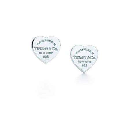 Orecchini tiffany cuoreChi non si informa adeguatamente in anticipo corre il rischio di ricevere orecchini tiffany cuore che non hanno la funzione desiderata o sono realizzati con materiali di qualità inferiore. Se volete un prodotto che soddisfi al meglio le vostre aspettative, dovreste provare un orecchini tiffany cuore.
  <p>Per i prodotti si possono trovare test online e confronti tra i prodotti.  I confronti tra i prodotti possono aiutare a confrontare le diverse funzioni o proprietà dei diversi prodotti. Di seguito, spieghiamo perché la ricerca è importante e di cosa si dovrebbe essere consapevoli quando si acquista un articolo.
</p>

<h2>Acquisto di Orecchini tiffany cuore - criteri importanti</h2>

<p>Una lista di controllo può aiutarti a evitare di dover cercare informazioni sui prodotti su decine di siti web. Di seguito è riportato un esempio di una lista di controllo che può aiutarvi a trovare il prodotto giusto. Importanti criteri di acquisto includono, ad esempio:
</p><ul>
<li>Opinioni dei clienti</li>
<li>Confronti dei prezzi</li>
<li>Dettagli del prodotto</li>
<li>Termini e condizioni di consegna</li>
<li>Domande dei clienti e risposte dei marchi</li>
</ul>
<h2>Qual è l