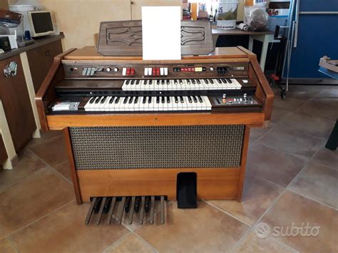 Organo anni 60Chi non si informa adeguatamente in anticipo corre il rischio di ricevere organo anni 60 che non hanno la funzione desiderata o sono realizzati con materiali di qualità inferiore. Se volete un prodotto che soddisfi al meglio le vostre aspettative, dovreste provare un organo anni 60.
  <p>Per i prodotti si possono trovare test online e confronti tra i prodotti.  I confronti tra i prodotti possono aiutare a confrontare le diverse funzioni o proprietà dei diversi prodotti. Di seguito, spieghiamo perché la ricerca è importante e di cosa si dovrebbe essere consapevoli quando si acquista un articolo.
</p>

<h2>Acquisto di Organo anni 60 - criteri importanti</h2>

<p>Una lista di controllo può aiutarti a evitare di dover cercare informazioni sui prodotti su decine di siti web. Di seguito è riportato un esempio di una lista di controllo che può aiutarvi a trovare il prodotto giusto. Importanti criteri di acquisto includono, ad esempio:
</p><ul>
<li>Opinioni dei clienti</li>
<li>Confronti dei prezzi</li>
<li>Dettagli del prodotto</li>
<li>Termini e condizioni di consegna</li>
<li>Domande dei clienti e risposte dei marchi</li>
</ul>
<h2>Qual è l