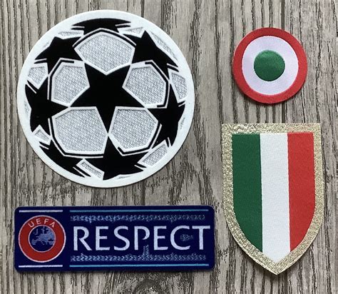 Patch juventusChi non si informa adeguatamente in anticipo corre il rischio di ricevere patch juventus che non hanno la funzione desiderata o sono realizzati con materiali di qualità inferiore. Se volete un prodotto che soddisfi al meglio le vostre aspettative, dovreste provare un patch juventus.
  <p>Per i prodotti si possono trovare test online e confronti tra i prodotti.  I confronti tra i prodotti possono aiutare a confrontare le diverse funzioni o proprietà dei diversi prodotti. Di seguito, spieghiamo perché la ricerca è importante e di cosa si dovrebbe essere consapevoli quando si acquista un articolo.
</p>

<h2>Acquisto di Patch juventus - criteri importanti</h2>

<p>Una lista di controllo può aiutarti a evitare di dover cercare informazioni sui prodotti su decine di siti web. Di seguito è riportato un esempio di una lista di controllo che può aiutarvi a trovare il prodotto giusto. Importanti criteri di acquisto includono, ad esempio:
</p><ul>
<li>Opinioni dei clienti</li>
<li>Confronti dei prezzi</li>
<li>Dettagli del prodotto</li>
<li>Termini e condizioni di consegna</li>
<li>Domande dei clienti e risposte dei marchi</li>
</ul>
<h2>Qual è l