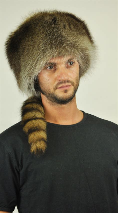 Pelliccia uomo cappelloChi non si informa adeguatamente in anticipo corre il rischio di ricevere pelliccia uomo cappello che non hanno la funzione desiderata o sono realizzati con materiali di qualità inferiore. Se volete un prodotto che soddisfi al meglio le vostre aspettative, dovreste provare un pelliccia uomo cappello.
  <p>Per i prodotti si possono trovare test online e confronti tra i prodotti.  I confronti tra i prodotti possono aiutare a confrontare le diverse funzioni o proprietà dei diversi prodotti. Di seguito, spieghiamo perché la ricerca è importante e di cosa si dovrebbe essere consapevoli quando si acquista un articolo.
</p>

<h2>Acquisto di Pelliccia uomo cappello - criteri importanti</h2>

<p>Una lista di controllo può aiutarti a evitare di dover cercare informazioni sui prodotti su decine di siti web. Di seguito è riportato un esempio di una lista di controllo che può aiutarvi a trovare il prodotto giusto. Importanti criteri di acquisto includono, ad esempio:
</p><ul>
<li>Opinioni dei clienti</li>
<li>Confronti dei prezzi</li>
<li>Dettagli del prodotto</li>
<li>Termini e condizioni di consegna</li>
<li>Domande dei clienti e risposte dei marchi</li>
</ul>
<h2>Qual è l