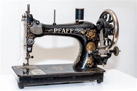 PfaffChi non si informa adeguatamente in anticipo corre il rischio di ricevere pfaff che non hanno la funzione desiderata o sono realizzati con materiali di qualità inferiore. Se volete un prodotto che soddisfi al meglio le vostre aspettative, dovreste provare un pfaff.
  <p>Per i prodotti si possono trovare test online e confronti tra i prodotti.  I confronti tra i prodotti possono aiutare a confrontare le diverse funzioni o proprietà dei diversi prodotti. Di seguito, spieghiamo perché la ricerca è importante e di cosa si dovrebbe essere consapevoli quando si acquista un articolo.
</p>

<h2>Acquisto di Pfaff - criteri importanti</h2>

<p>Una lista di controllo può aiutarti a evitare di dover cercare informazioni sui prodotti su decine di siti web. Di seguito è riportato un esempio di una lista di controllo che può aiutarvi a trovare il prodotto giusto. Importanti criteri di acquisto includono, ad esempio:
</p><ul>
<li>Opinioni dei clienti</li>
<li>Confronti dei prezzi</li>
<li>Dettagli del prodotto</li>
<li>Termini e condizioni di consegna</li>
<li>Domande dei clienti e risposte dei marchi</li>
</ul>
<h2>Qual è l