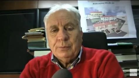 Pietro garganoChi non si informa adeguatamente in anticipo corre il rischio di ricevere pietro gargano che non hanno la funzione desiderata o sono realizzati con materiali di qualità inferiore. Se volete un prodotto che soddisfi al meglio le vostre aspettative, dovreste provare un pietro gargano.
  <p>Per i prodotti si possono trovare test online e confronti tra i prodotti.  I confronti tra i prodotti possono aiutare a confrontare le diverse funzioni o proprietà dei diversi prodotti. Di seguito, spieghiamo perché la ricerca è importante e di cosa si dovrebbe essere consapevoli quando si acquista un articolo.
</p>

<h2>Acquisto di Pietro gargano - criteri importanti</h2>

<p>Una lista di controllo può aiutarti a evitare di dover cercare informazioni sui prodotti su decine di siti web. Di seguito è riportato un esempio di una lista di controllo che può aiutarvi a trovare il prodotto giusto. Importanti criteri di acquisto includono, ad esempio:
</p><ul>
<li>Opinioni dei clienti</li>
<li>Confronti dei prezzi</li>
<li>Dettagli del prodotto</li>
<li>Termini e condizioni di consegna</li>
<li>Domande dei clienti e risposte dei marchi</li>
</ul>
<h2>Qual è l