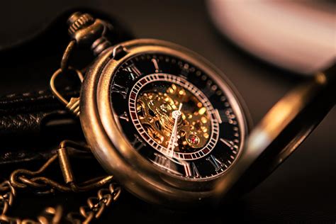 Pocket watchChi non si informa adeguatamente in anticipo corre il rischio di ricevere pocket watch che non hanno la funzione desiderata o sono realizzati con materiali di qualità inferiore. Se volete un prodotto che soddisfi al meglio le vostre aspettative, dovreste provare un pocket watch.
  <p>Per i prodotti si possono trovare test online e confronti tra i prodotti.  I confronti tra i prodotti possono aiutare a confrontare le diverse funzioni o proprietà dei diversi prodotti. Di seguito, spieghiamo perché la ricerca è importante e di cosa si dovrebbe essere consapevoli quando si acquista un articolo.
</p>

<h2>Acquisto di Pocket watch - criteri importanti</h2>

<p>Una lista di controllo può aiutarti a evitare di dover cercare informazioni sui prodotti su decine di siti web. Di seguito è riportato un esempio di una lista di controllo che può aiutarvi a trovare il prodotto giusto. Importanti criteri di acquisto includono, ad esempio:
</p><ul>
<li>Opinioni dei clienti</li>
<li>Confronti dei prezzi</li>
<li>Dettagli del prodotto</li>
<li>Termini e condizioni di consegna</li>
<li>Domande dei clienti e risposte dei marchi</li>
</ul>
<h2>Qual è l