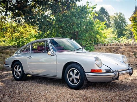 Porsche 912Chi non si informa adeguatamente in anticipo corre il rischio di ricevere porsche 912 che non hanno la funzione desiderata o sono realizzati con materiali di qualità inferiore. Se volete un prodotto che soddisfi al meglio le vostre aspettative, dovreste provare un porsche 912.
  <p>Per i prodotti si possono trovare test online e confronti tra i prodotti.  I confronti tra i prodotti possono aiutare a confrontare le diverse funzioni o proprietà dei diversi prodotti. Di seguito, spieghiamo perché la ricerca è importante e di cosa si dovrebbe essere consapevoli quando si acquista un articolo.
</p>

<h2>Acquisto di Porsche 912 - criteri importanti</h2>

<p>Una lista di controllo può aiutarti a evitare di dover cercare informazioni sui prodotti su decine di siti web. Di seguito è riportato un esempio di una lista di controllo che può aiutarvi a trovare il prodotto giusto. Importanti criteri di acquisto includono, ad esempio:
</p><ul>
<li>Opinioni dei clienti</li>
<li>Confronti dei prezzi</li>
<li>Dettagli del prodotto</li>
<li>Termini e condizioni di consegna</li>
<li>Domande dei clienti e risposte dei marchi</li>
</ul>
<h2>Qual è l