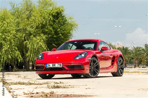 Porsche caymanChi non si informa adeguatamente in anticipo corre il rischio di ricevere porsche cayman che non hanno la funzione desiderata o sono realizzati con materiali di qualità inferiore. Se volete un prodotto che soddisfi al meglio le vostre aspettative, dovreste provare un porsche cayman.
  <p>Per i prodotti si possono trovare test online e confronti tra i prodotti.  I confronti tra i prodotti possono aiutare a confrontare le diverse funzioni o proprietà dei diversi prodotti. Di seguito, spieghiamo perché la ricerca è importante e di cosa si dovrebbe essere consapevoli quando si acquista un articolo.
</p>

<h2>Acquisto di Porsche cayman - criteri importanti</h2>

<p>Una lista di controllo può aiutarti a evitare di dover cercare informazioni sui prodotti su decine di siti web. Di seguito è riportato un esempio di una lista di controllo che può aiutarvi a trovare il prodotto giusto. Importanti criteri di acquisto includono, ad esempio:
</p><ul>
<li>Opinioni dei clienti</li>
<li>Confronti dei prezzi</li>
<li>Dettagli del prodotto</li>
<li>Termini e condizioni di consegna</li>
<li>Domande dei clienti e risposte dei marchi</li>
</ul>
<h2>Qual è l