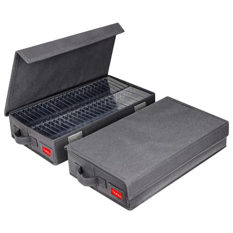 Porta cassetteChi non si informa adeguatamente in anticipo corre il rischio di ricevere porta cassette che non hanno la funzione desiderata o sono realizzati con materiali di qualità inferiore. Se volete un prodotto che soddisfi al meglio le vostre aspettative, dovreste provare un porta cassette.
  <p>Per i prodotti si possono trovare test online e confronti tra i prodotti.  I confronti tra i prodotti possono aiutare a confrontare le diverse funzioni o proprietà dei diversi prodotti. Di seguito, spieghiamo perché la ricerca è importante e di cosa si dovrebbe essere consapevoli quando si acquista un articolo.
</p>

<h2>Acquisto di Porta cassette - criteri importanti</h2>

<p>Una lista di controllo può aiutarti a evitare di dover cercare informazioni sui prodotti su decine di siti web. Di seguito è riportato un esempio di una lista di controllo che può aiutarvi a trovare il prodotto giusto. Importanti criteri di acquisto includono, ad esempio:
</p><ul>
<li>Opinioni dei clienti</li>
<li>Confronti dei prezzi</li>
<li>Dettagli del prodotto</li>
<li>Termini e condizioni di consegna</li>
<li>Domande dei clienti e risposte dei marchi</li>
</ul>
<h2>Qual è l