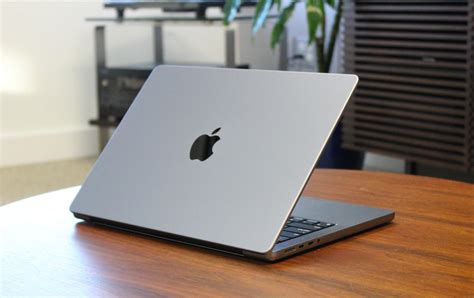 Portatile mac bookChi non si informa adeguatamente in anticipo corre il rischio di ricevere portatile mac book che non hanno la funzione desiderata o sono realizzati con materiali di qualità inferiore. Se volete un prodotto che soddisfi al meglio le vostre aspettative, dovreste provare un portatile mac book.
  <p>Per i prodotti si possono trovare test online e confronti tra i prodotti.  I confronti tra i prodotti possono aiutare a confrontare le diverse funzioni o proprietà dei diversi prodotti. Di seguito, spieghiamo perché la ricerca è importante e di cosa si dovrebbe essere consapevoli quando si acquista un articolo.
</p>

<h2>Acquisto di Portatile mac book - criteri importanti</h2>

<p>Una lista di controllo può aiutarti a evitare di dover cercare informazioni sui prodotti su decine di siti web. Di seguito è riportato un esempio di una lista di controllo che può aiutarvi a trovare il prodotto giusto. Importanti criteri di acquisto includono, ad esempio:
</p><ul>
<li>Opinioni dei clienti</li>
<li>Confronti dei prezzi</li>
<li>Dettagli del prodotto</li>
<li>Termini e condizioni di consegna</li>
<li>Domande dei clienti e risposte dei marchi</li>
</ul>
<h2>Qual è l