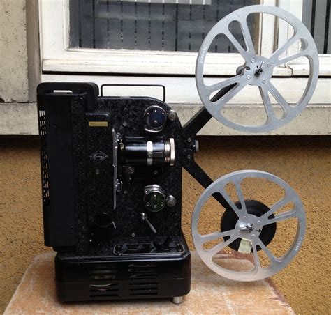 Proiettore 8mmChi non si informa adeguatamente in anticipo corre il rischio di ricevere proiettore 8mm che non hanno la funzione desiderata o sono realizzati con materiali di qualità inferiore. Se volete un prodotto che soddisfi al meglio le vostre aspettative, dovreste provare un proiettore 8mm.
  <p>Per i prodotti si possono trovare test online e confronti tra i prodotti.  I confronti tra i prodotti possono aiutare a confrontare le diverse funzioni o proprietà dei diversi prodotti. Di seguito, spieghiamo perché la ricerca è importante e di cosa si dovrebbe essere consapevoli quando si acquista un articolo.
</p>

<h2>Acquisto di Proiettore 8mm - criteri importanti</h2>

<p>Una lista di controllo può aiutarti a evitare di dover cercare informazioni sui prodotti su decine di siti web. Di seguito è riportato un esempio di una lista di controllo che può aiutarvi a trovare il prodotto giusto. Importanti criteri di acquisto includono, ad esempio:
</p><ul>
<li>Opinioni dei clienti</li>
<li>Confronti dei prezzi</li>
<li>Dettagli del prodotto</li>
<li>Termini e condizioni di consegna</li>
<li>Domande dei clienti e risposte dei marchi</li>
</ul>
<h2>Qual è l