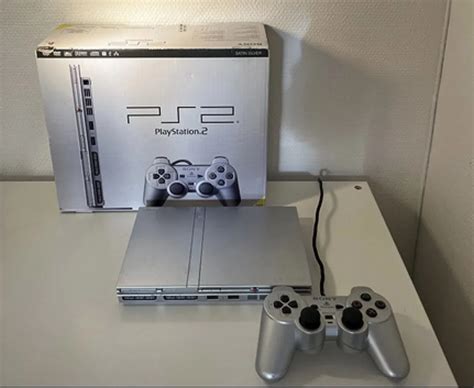 Ps2 silverChi non si informa adeguatamente in anticipo corre il rischio di ricevere ps2 silver che non hanno la funzione desiderata o sono realizzati con materiali di qualità inferiore. Se volete un prodotto che soddisfi al meglio le vostre aspettative, dovreste provare un ps2 silver.
  <p>Per i prodotti si possono trovare test online e confronti tra i prodotti.  I confronti tra i prodotti possono aiutare a confrontare le diverse funzioni o proprietà dei diversi prodotti. Di seguito, spieghiamo perché la ricerca è importante e di cosa si dovrebbe essere consapevoli quando si acquista un articolo.
</p>

<h2>Acquisto di Ps2 silver - criteri importanti</h2>

<p>Una lista di controllo può aiutarti a evitare di dover cercare informazioni sui prodotti su decine di siti web. Di seguito è riportato un esempio di una lista di controllo che può aiutarvi a trovare il prodotto giusto. Importanti criteri di acquisto includono, ad esempio:
</p><ul>
<li>Opinioni dei clienti</li>
<li>Confronti dei prezzi</li>
<li>Dettagli del prodotto</li>
<li>Termini e condizioni di consegna</li>
<li>Domande dei clienti e risposte dei marchi</li>
</ul>
<h2>Qual è l
