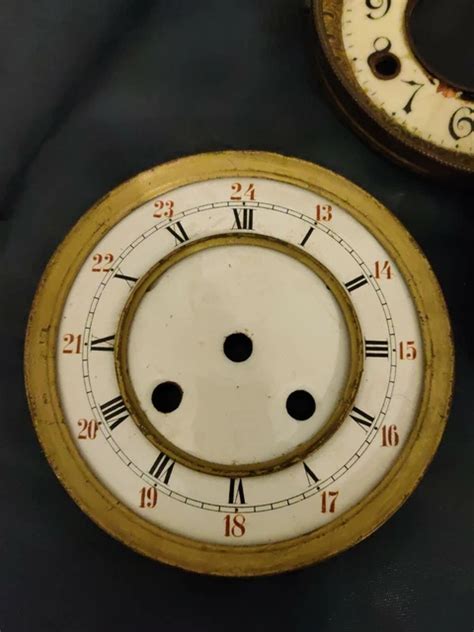 Quadranti orologi a pendoloChi non si informa adeguatamente in anticipo corre il rischio di ricevere quadranti orologi a pendolo che non hanno la funzione desiderata o sono realizzati con materiali di qualità inferiore. Se volete un prodotto che soddisfi al meglio le vostre aspettative, dovreste provare un quadranti orologi a pendolo.
  <p>Per i prodotti si possono trovare test online e confronti tra i prodotti.  I confronti tra i prodotti possono aiutare a confrontare le diverse funzioni o proprietà dei diversi prodotti. Di seguito, spieghiamo perché la ricerca è importante e di cosa si dovrebbe essere consapevoli quando si acquista un articolo.
</p>

<h2>Acquisto di Quadranti orologi a pendolo - criteri importanti</h2>

<p>Una lista di controllo può aiutarti a evitare di dover cercare informazioni sui prodotti su decine di siti web. Di seguito è riportato un esempio di una lista di controllo che può aiutarvi a trovare il prodotto giusto. Importanti criteri di acquisto includono, ad esempio:
</p><ul>
<li>Opinioni dei clienti</li>
<li>Confronti dei prezzi</li>
<li>Dettagli del prodotto</li>
<li>Termini e condizioni di consegna</li>
<li>Domande dei clienti e risposte dei marchi</li>
</ul>
<h2>Qual è l