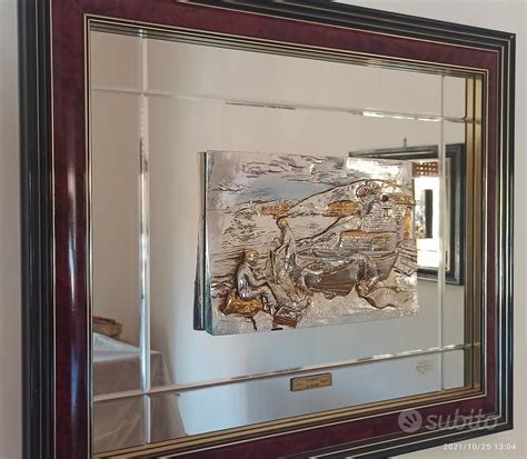 Quadro in rilievo argentoChi non si informa adeguatamente in anticipo corre il rischio di ricevere quadro in rilievo argento che non hanno la funzione desiderata o sono realizzati con materiali di qualità inferiore. Se volete un prodotto che soddisfi al meglio le vostre aspettative, dovreste provare un quadro in rilievo argento.
  <p>Per i prodotti si possono trovare test online e confronti tra i prodotti.  I confronti tra i prodotti possono aiutare a confrontare le diverse funzioni o proprietà dei diversi prodotti. Di seguito, spieghiamo perché la ricerca è importante e di cosa si dovrebbe essere consapevoli quando si acquista un articolo.
</p>

<h2>Acquisto di Quadro in rilievo argento - criteri importanti</h2>

<p>Una lista di controllo può aiutarti a evitare di dover cercare informazioni sui prodotti su decine di siti web. Di seguito è riportato un esempio di una lista di controllo che può aiutarvi a trovare il prodotto giusto. Importanti criteri di acquisto includono, ad esempio:
</p><ul>
<li>Opinioni dei clienti</li>
<li>Confronti dei prezzi</li>
<li>Dettagli del prodotto</li>
<li>Termini e condizioni di consegna</li>
<li>Domande dei clienti e risposte dei marchi</li>
</ul>
<h2>Qual è l