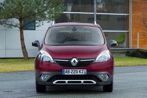 Renault scenic xmodChi non si informa adeguatamente in anticipo corre il rischio di ricevere renault scenic xmod che non hanno la funzione desiderata o sono realizzati con materiali di qualità inferiore. Se volete un prodotto che soddisfi al meglio le vostre aspettative, dovreste provare un renault scenic xmod.
  <p>Per i prodotti si possono trovare test online e confronti tra i prodotti.  I confronti tra i prodotti possono aiutare a confrontare le diverse funzioni o proprietà dei diversi prodotti. Di seguito, spieghiamo perché la ricerca è importante e di cosa si dovrebbe essere consapevoli quando si acquista un articolo.
</p>

<h2>Acquisto di Renault scenic xmod - criteri importanti</h2>

<p>Una lista di controllo può aiutarti a evitare di dover cercare informazioni sui prodotti su decine di siti web. Di seguito è riportato un esempio di una lista di controllo che può aiutarvi a trovare il prodotto giusto. Importanti criteri di acquisto includono, ad esempio:
</p><ul>
<li>Opinioni dei clienti</li>
<li>Confronti dei prezzi</li>
<li>Dettagli del prodotto</li>
<li>Termini e condizioni di consegna</li>
<li>Domande dei clienti e risposte dei marchi</li>
</ul>
<h2>Qual è l