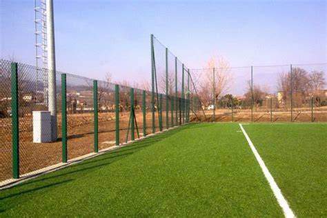 Rete campo sportivoChi non si informa adeguatamente in anticipo corre il rischio di ricevere rete campo sportivo che non hanno la funzione desiderata o sono realizzati con materiali di qualità inferiore. Se volete un prodotto che soddisfi al meglio le vostre aspettative, dovreste provare un rete campo sportivo.
  <p>Per i prodotti si possono trovare test online e confronti tra i prodotti.  I confronti tra i prodotti possono aiutare a confrontare le diverse funzioni o proprietà dei diversi prodotti. Di seguito, spieghiamo perché la ricerca è importante e di cosa si dovrebbe essere consapevoli quando si acquista un articolo.
</p>

<h2>Acquisto di Rete campo sportivo - criteri importanti</h2>

<p>Una lista di controllo può aiutarti a evitare di dover cercare informazioni sui prodotti su decine di siti web. Di seguito è riportato un esempio di una lista di controllo che può aiutarvi a trovare il prodotto giusto. Importanti criteri di acquisto includono, ad esempio:
</p><ul>
<li>Opinioni dei clienti</li>
<li>Confronti dei prezzi</li>
<li>Dettagli del prodotto</li>
<li>Termini e condizioni di consegna</li>
<li>Domande dei clienti e risposte dei marchi</li>
</ul>
<h2>Qual è l