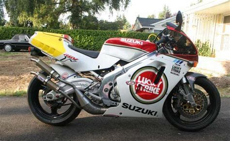 Rgv 250 suzukiChi non si informa adeguatamente in anticipo corre il rischio di ricevere rgv 250 suzuki che non hanno la funzione desiderata o sono realizzati con materiali di qualità inferiore. Se volete un prodotto che soddisfi al meglio le vostre aspettative, dovreste provare un rgv 250 suzuki.
  <p>Per i prodotti si possono trovare test online e confronti tra i prodotti.  I confronti tra i prodotti possono aiutare a confrontare le diverse funzioni o proprietà dei diversi prodotti. Di seguito, spieghiamo perché la ricerca è importante e di cosa si dovrebbe essere consapevoli quando si acquista un articolo.
</p>

<h2>Acquisto di Rgv 250 suzuki - criteri importanti</h2>

<p>Una lista di controllo può aiutarti a evitare di dover cercare informazioni sui prodotti su decine di siti web. Di seguito è riportato un esempio di una lista di controllo che può aiutarvi a trovare il prodotto giusto. Importanti criteri di acquisto includono, ad esempio:
</p><ul>
<li>Opinioni dei clienti</li>
<li>Confronti dei prezzi</li>
<li>Dettagli del prodotto</li>
<li>Termini e condizioni di consegna</li>
<li>Domande dei clienti e risposte dei marchi</li>
</ul>
<h2>Qual è l
