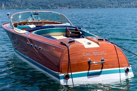 Riva aquaramaChi non si informa adeguatamente in anticipo corre il rischio di ricevere riva aquarama che non hanno la funzione desiderata o sono realizzati con materiali di qualità inferiore. Se volete un prodotto che soddisfi al meglio le vostre aspettative, dovreste provare un riva aquarama.
  <p>Per i prodotti si possono trovare test online e confronti tra i prodotti.  I confronti tra i prodotti possono aiutare a confrontare le diverse funzioni o proprietà dei diversi prodotti. Di seguito, spieghiamo perché la ricerca è importante e di cosa si dovrebbe essere consapevoli quando si acquista un articolo.
</p>

<h2>Acquisto di Riva aquarama - criteri importanti</h2>

<p>Una lista di controllo può aiutarti a evitare di dover cercare informazioni sui prodotti su decine di siti web. Di seguito è riportato un esempio di una lista di controllo che può aiutarvi a trovare il prodotto giusto. Importanti criteri di acquisto includono, ad esempio:
</p><ul>
<li>Opinioni dei clienti</li>
<li>Confronti dei prezzi</li>
<li>Dettagli del prodotto</li>
<li>Termini e condizioni di consegna</li>
<li>Domande dei clienti e risposte dei marchi</li>
</ul>
<h2>Qual è l