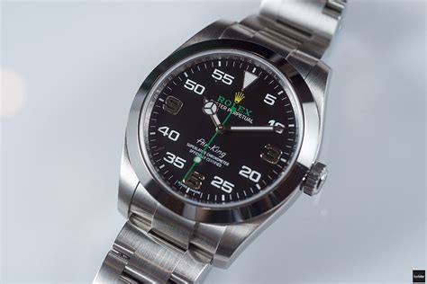 Rolex air kingChi non si informa adeguatamente in anticipo corre il rischio di ricevere rolex air king che non hanno la funzione desiderata o sono realizzati con materiali di qualità inferiore. Se volete un prodotto che soddisfi al meglio le vostre aspettative, dovreste provare un rolex air king.
  <p>Per i prodotti si possono trovare test online e confronti tra i prodotti.  I confronti tra i prodotti possono aiutare a confrontare le diverse funzioni o proprietà dei diversi prodotti. Di seguito, spieghiamo perché la ricerca è importante e di cosa si dovrebbe essere consapevoli quando si acquista un articolo.
</p>

<h2>Acquisto di Rolex air king - criteri importanti</h2>

<p>Una lista di controllo può aiutarti a evitare di dover cercare informazioni sui prodotti su decine di siti web. Di seguito è riportato un esempio di una lista di controllo che può aiutarvi a trovare il prodotto giusto. Importanti criteri di acquisto includono, ad esempio:
</p><ul>
<li>Opinioni dei clienti</li>
<li>Confronti dei prezzi</li>
<li>Dettagli del prodotto</li>
<li>Termini e condizioni di consegna</li>
<li>Domande dei clienti e risposte dei marchi</li>
</ul>
<h2>Qual è l
