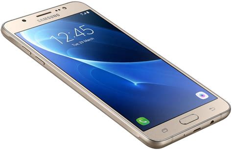Samsung j7Chi non si informa adeguatamente in anticipo corre il rischio di ricevere samsung j7 che non hanno la funzione desiderata o sono realizzati con materiali di qualità inferiore. Se volete un prodotto che soddisfi al meglio le vostre aspettative, dovreste provare un samsung j7.
  <p>Per i prodotti si possono trovare test online e confronti tra i prodotti.  I confronti tra i prodotti possono aiutare a confrontare le diverse funzioni o proprietà dei diversi prodotti. Di seguito, spieghiamo perché la ricerca è importante e di cosa si dovrebbe essere consapevoli quando si acquista un articolo.
</p>

<h2>Acquisto di Samsung j7 - criteri importanti</h2>

<p>Una lista di controllo può aiutarti a evitare di dover cercare informazioni sui prodotti su decine di siti web. Di seguito è riportato un esempio di una lista di controllo che può aiutarvi a trovare il prodotto giusto. Importanti criteri di acquisto includono, ad esempio:
</p><ul>
<li>Opinioni dei clienti</li>
<li>Confronti dei prezzi</li>
<li>Dettagli del prodotto</li>
<li>Termini e condizioni di consegna</li>
<li>Domande dei clienti e risposte dei marchi</li>
</ul>
<h2>Qual è l