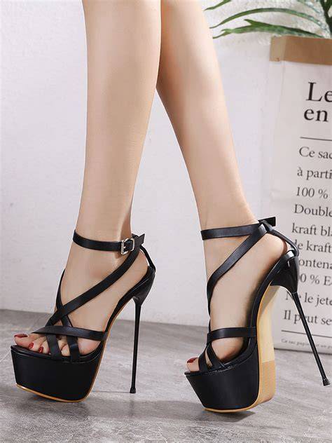 Sandali donna sexy taccoChi non si informa adeguatamente in anticipo corre il rischio di ricevere sandali donna sexy tacco che non hanno la funzione desiderata o sono realizzati con materiali di qualità inferiore. Se volete un prodotto che soddisfi al meglio le vostre aspettative, dovreste provare un sandali donna sexy tacco.
  <p>Per i prodotti si possono trovare test online e confronti tra i prodotti.  I confronti tra i prodotti possono aiutare a confrontare le diverse funzioni o proprietà dei diversi prodotti. Di seguito, spieghiamo perché la ricerca è importante e di cosa si dovrebbe essere consapevoli quando si acquista un articolo.
</p>

<h2>Acquisto di Sandali donna sexy tacco - criteri importanti</h2>

<p>Una lista di controllo può aiutarti a evitare di dover cercare informazioni sui prodotti su decine di siti web. Di seguito è riportato un esempio di una lista di controllo che può aiutarvi a trovare il prodotto giusto. Importanti criteri di acquisto includono, ad esempio:
</p><ul>
<li>Opinioni dei clienti</li>
<li>Confronti dei prezzi</li>
<li>Dettagli del prodotto</li>
<li>Termini e condizioni di consegna</li>
<li>Domande dei clienti e risposte dei marchi</li>
</ul>
<h2>Qual è l