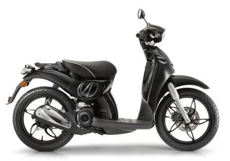 Scarabeo 50 2tChi non si informa adeguatamente in anticipo corre il rischio di ricevere scarabeo 50 2t che non hanno la funzione desiderata o sono realizzati con materiali di qualità inferiore. Se volete un prodotto che soddisfi al meglio le vostre aspettative, dovreste provare un scarabeo 50 2t.
  <p>Per i prodotti si possono trovare test online e confronti tra i prodotti.  I confronti tra i prodotti possono aiutare a confrontare le diverse funzioni o proprietà dei diversi prodotti. Di seguito, spieghiamo perché la ricerca è importante e di cosa si dovrebbe essere consapevoli quando si acquista un articolo.
</p>

<h2>Acquisto di Scarabeo 50 2t - criteri importanti</h2>

<p>Una lista di controllo può aiutarti a evitare di dover cercare informazioni sui prodotti su decine di siti web. Di seguito è riportato un esempio di una lista di controllo che può aiutarvi a trovare il prodotto giusto. Importanti criteri di acquisto includono, ad esempio:
</p><ul>
<li>Opinioni dei clienti</li>
<li>Confronti dei prezzi</li>
<li>Dettagli del prodotto</li>
<li>Termini e condizioni di consegna</li>
<li>Domande dei clienti e risposte dei marchi</li>
</ul>
<h2>Qual è l