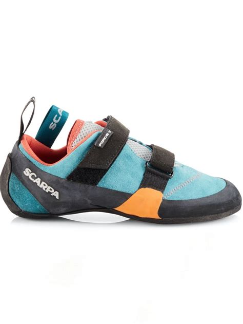 Scarpa fiveChi non si informa adeguatamente in anticipo corre il rischio di ricevere scarpa five che non hanno la funzione desiderata o sono realizzati con materiali di qualità inferiore. Se volete un prodotto che soddisfi al meglio le vostre aspettative, dovreste provare un scarpa five.
  <p>Per i prodotti si possono trovare test online e confronti tra i prodotti.  I confronti tra i prodotti possono aiutare a confrontare le diverse funzioni o proprietà dei diversi prodotti. Di seguito, spieghiamo perché la ricerca è importante e di cosa si dovrebbe essere consapevoli quando si acquista un articolo.
</p>

<h2>Acquisto di Scarpa five - criteri importanti</h2>

<p>Una lista di controllo può aiutarti a evitare di dover cercare informazioni sui prodotti su decine di siti web. Di seguito è riportato un esempio di una lista di controllo che può aiutarvi a trovare il prodotto giusto. Importanti criteri di acquisto includono, ad esempio:
</p><ul>
<li>Opinioni dei clienti</li>
<li>Confronti dei prezzi</li>
<li>Dettagli del prodotto</li>
<li>Termini e condizioni di consegna</li>
<li>Domande dei clienti e risposte dei marchi</li>
</ul>
<h2>Qual è l