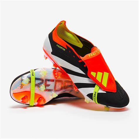 Scarpe adidas predatorChi non si informa adeguatamente in anticipo corre il rischio di ricevere scarpe adidas predator che non hanno la funzione desiderata o sono realizzati con materiali di qualità inferiore. Se volete un prodotto che soddisfi al meglio le vostre aspettative, dovreste provare un scarpe adidas predator.
  <p>Per i prodotti si possono trovare test online e confronti tra i prodotti.  I confronti tra i prodotti possono aiutare a confrontare le diverse funzioni o proprietà dei diversi prodotti. Di seguito, spieghiamo perché la ricerca è importante e di cosa si dovrebbe essere consapevoli quando si acquista un articolo.
</p>

<h2>Acquisto di Scarpe adidas predator - criteri importanti</h2>

<p>Una lista di controllo può aiutarti a evitare di dover cercare informazioni sui prodotti su decine di siti web. Di seguito è riportato un esempio di una lista di controllo che può aiutarvi a trovare il prodotto giusto. Importanti criteri di acquisto includono, ad esempio:
</p><ul>
<li>Opinioni dei clienti</li>
<li>Confronti dei prezzi</li>
<li>Dettagli del prodotto</li>
<li>Termini e condizioni di consegna</li>
<li>Domande dei clienti e risposte dei marchi</li>
</ul>
<h2>Qual è l