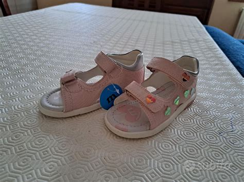 Scarpe bimba 17Chi non si informa adeguatamente in anticipo corre il rischio di ricevere scarpe bimba 17 che non hanno la funzione desiderata o sono realizzati con materiali di qualità inferiore. Se volete un prodotto che soddisfi al meglio le vostre aspettative, dovreste provare un scarpe bimba 17.
  <p>Per i prodotti si possono trovare test online e confronti tra i prodotti.  I confronti tra i prodotti possono aiutare a confrontare le diverse funzioni o proprietà dei diversi prodotti. Di seguito, spieghiamo perché la ricerca è importante e di cosa si dovrebbe essere consapevoli quando si acquista un articolo.
</p>

<h2>Acquisto di Scarpe bimba 17 - criteri importanti</h2>

<p>Una lista di controllo può aiutarti a evitare di dover cercare informazioni sui prodotti su decine di siti web. Di seguito è riportato un esempio di una lista di controllo che può aiutarvi a trovare il prodotto giusto. Importanti criteri di acquisto includono, ad esempio:
</p><ul>
<li>Opinioni dei clienti</li>
<li>Confronti dei prezzi</li>
<li>Dettagli del prodotto</li>
<li>Termini e condizioni di consegna</li>
<li>Domande dei clienti e risposte dei marchi</li>
</ul>
<h2>Qual è l