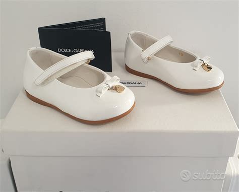 Scarpe bimba 19Chi non si informa adeguatamente in anticipo corre il rischio di ricevere scarpe bimba 19 che non hanno la funzione desiderata o sono realizzati con materiali di qualità inferiore. Se volete un prodotto che soddisfi al meglio le vostre aspettative, dovreste provare un scarpe bimba 19.
  <p>Per i prodotti si possono trovare test online e confronti tra i prodotti.  I confronti tra i prodotti possono aiutare a confrontare le diverse funzioni o proprietà dei diversi prodotti. Di seguito, spieghiamo perché la ricerca è importante e di cosa si dovrebbe essere consapevoli quando si acquista un articolo.
</p>

<h2>Acquisto di Scarpe bimba 19 - criteri importanti</h2>

<p>Una lista di controllo può aiutarti a evitare di dover cercare informazioni sui prodotti su decine di siti web. Di seguito è riportato un esempio di una lista di controllo che può aiutarvi a trovare il prodotto giusto. Importanti criteri di acquisto includono, ad esempio:
</p><ul>
<li>Opinioni dei clienti</li>
<li>Confronti dei prezzi</li>
<li>Dettagli del prodotto</li>
<li>Termini e condizioni di consegna</li>
<li>Domande dei clienti e risposte dei marchi</li>
</ul>
<h2>Qual è l