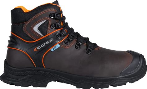 Scarpe cofraChi non si informa adeguatamente in anticipo corre il rischio di ricevere scarpe cofra che non hanno la funzione desiderata o sono realizzati con materiali di qualità inferiore. Se volete un prodotto che soddisfi al meglio le vostre aspettative, dovreste provare un scarpe cofra.
  <p>Per i prodotti si possono trovare test online e confronti tra i prodotti.  I confronti tra i prodotti possono aiutare a confrontare le diverse funzioni o proprietà dei diversi prodotti. Di seguito, spieghiamo perché la ricerca è importante e di cosa si dovrebbe essere consapevoli quando si acquista un articolo.
</p>

<h2>Acquisto di Scarpe cofra - criteri importanti</h2>

<p>Una lista di controllo può aiutarti a evitare di dover cercare informazioni sui prodotti su decine di siti web. Di seguito è riportato un esempio di una lista di controllo che può aiutarvi a trovare il prodotto giusto. Importanti criteri di acquisto includono, ad esempio:
</p><ul>
<li>Opinioni dei clienti</li>
<li>Confronti dei prezzi</li>
<li>Dettagli del prodotto</li>
<li>Termini e condizioni di consegna</li>
<li>Domande dei clienti e risposte dei marchi</li>
</ul>
<h2>Qual è l