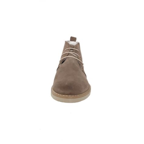 Scarpe tortoraChi non si informa adeguatamente in anticipo corre il rischio di ricevere scarpe tortora che non hanno la funzione desiderata o sono realizzati con materiali di qualità inferiore. Se volete un prodotto che soddisfi al meglio le vostre aspettative, dovreste provare un scarpe tortora.
  <p>Per i prodotti si possono trovare test online e confronti tra i prodotti.  I confronti tra i prodotti possono aiutare a confrontare le diverse funzioni o proprietà dei diversi prodotti. Di seguito, spieghiamo perché la ricerca è importante e di cosa si dovrebbe essere consapevoli quando si acquista un articolo.
</p>

<h2>Acquisto di Scarpe tortora - criteri importanti</h2>

<p>Una lista di controllo può aiutarti a evitare di dover cercare informazioni sui prodotti su decine di siti web. Di seguito è riportato un esempio di una lista di controllo che può aiutarvi a trovare il prodotto giusto. Importanti criteri di acquisto includono, ad esempio:
</p><ul>
<li>Opinioni dei clienti</li>
<li>Confronti dei prezzi</li>
<li>Dettagli del prodotto</li>
<li>Termini e condizioni di consegna</li>
<li>Domande dei clienti e risposte dei marchi</li>
</ul>
<h2>Qual è l