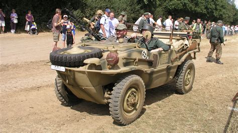 SchwimmwagenChi non si informa adeguatamente in anticipo corre il rischio di ricevere schwimmwagen che non hanno la funzione desiderata o sono realizzati con materiali di qualità inferiore. Se volete un prodotto che soddisfi al meglio le vostre aspettative, dovreste provare un schwimmwagen.
  <p>Per i prodotti si possono trovare test online e confronti tra i prodotti.  I confronti tra i prodotti possono aiutare a confrontare le diverse funzioni o proprietà dei diversi prodotti. Di seguito, spieghiamo perché la ricerca è importante e di cosa si dovrebbe essere consapevoli quando si acquista un articolo.
</p>

<h2>Acquisto di Schwimmwagen - criteri importanti</h2>

<p>Una lista di controllo può aiutarti a evitare di dover cercare informazioni sui prodotti su decine di siti web. Di seguito è riportato un esempio di una lista di controllo che può aiutarvi a trovare il prodotto giusto. Importanti criteri di acquisto includono, ad esempio:
</p><ul>
<li>Opinioni dei clienti</li>
<li>Confronti dei prezzi</li>
<li>Dettagli del prodotto</li>
<li>Termini e condizioni di consegna</li>
<li>Domande dei clienti e risposte dei marchi</li>
</ul>
<h2>Qual è l